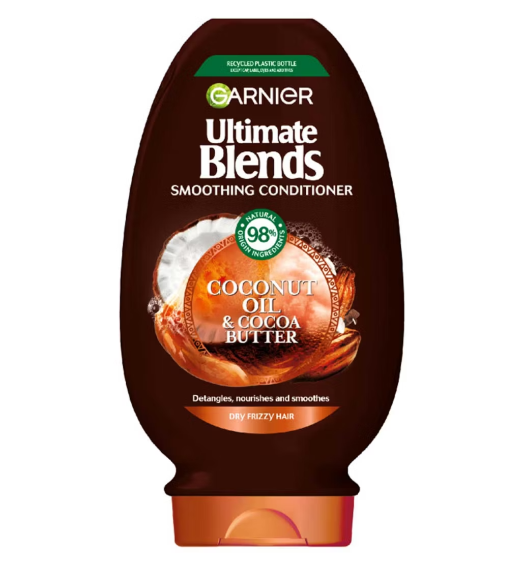 Garnier Ultimate Blends Coconut Oil & Cocoa Butter Conditioner for Frizzy and Curly Hair 400ml
